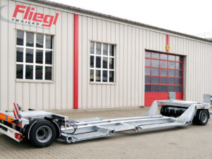 Prikolica za prevoz kombajna, traktora serije ZTS